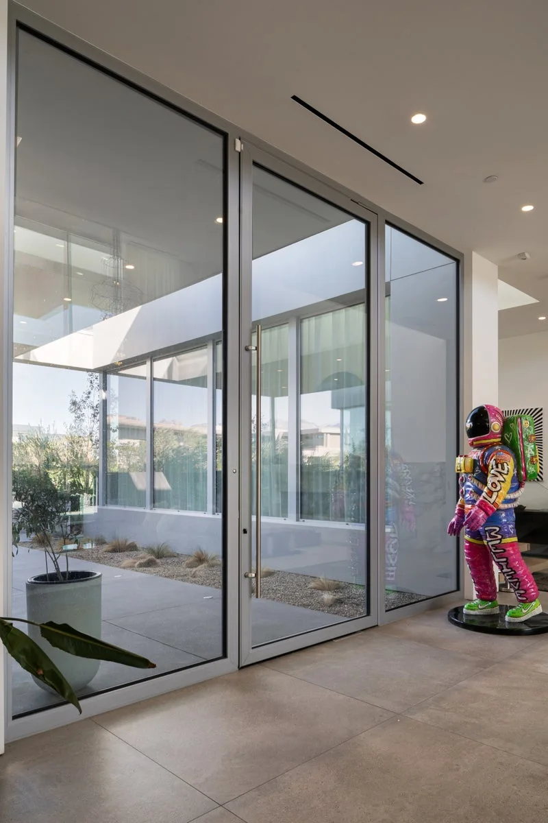 Pivot Door, Residence