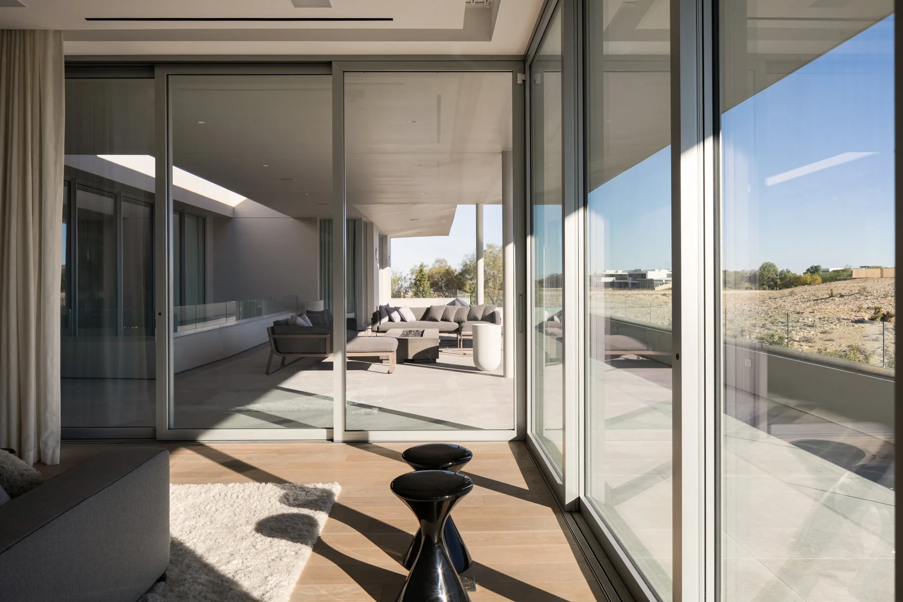 Lift & Slide, Cohen Residence, Nevada