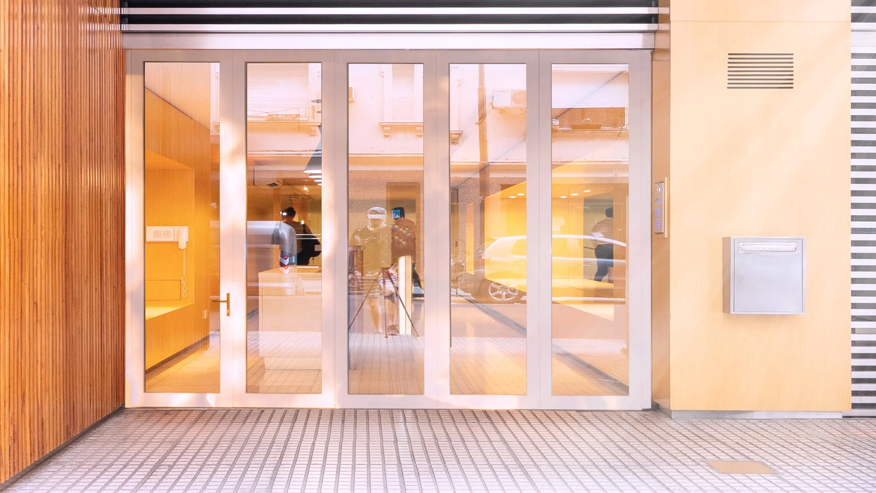 HSW, Commercial Property